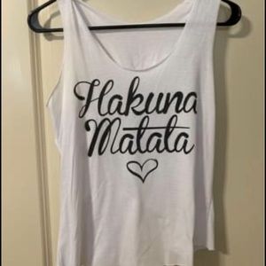 white tank top "Hakuna Matata"